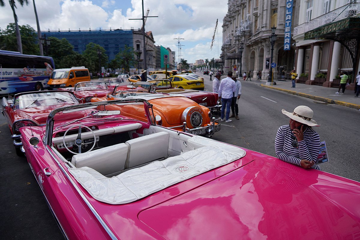 cars_cuba.jpg