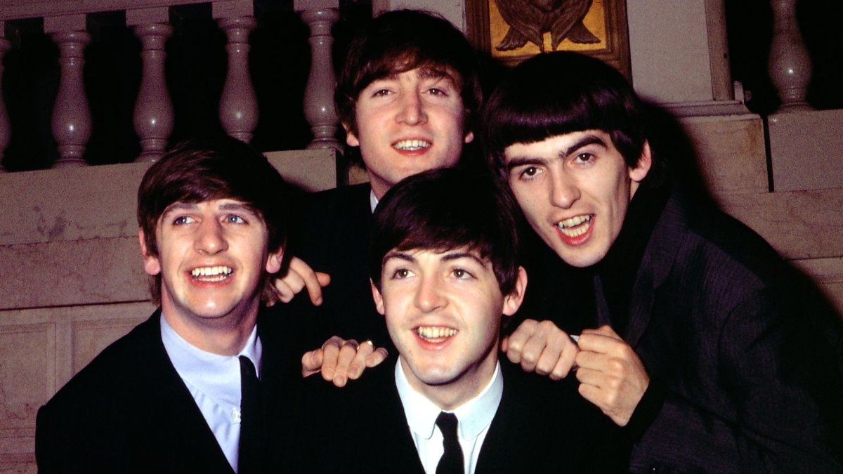 231026142558-the-beatles-1964-restricted.jpg